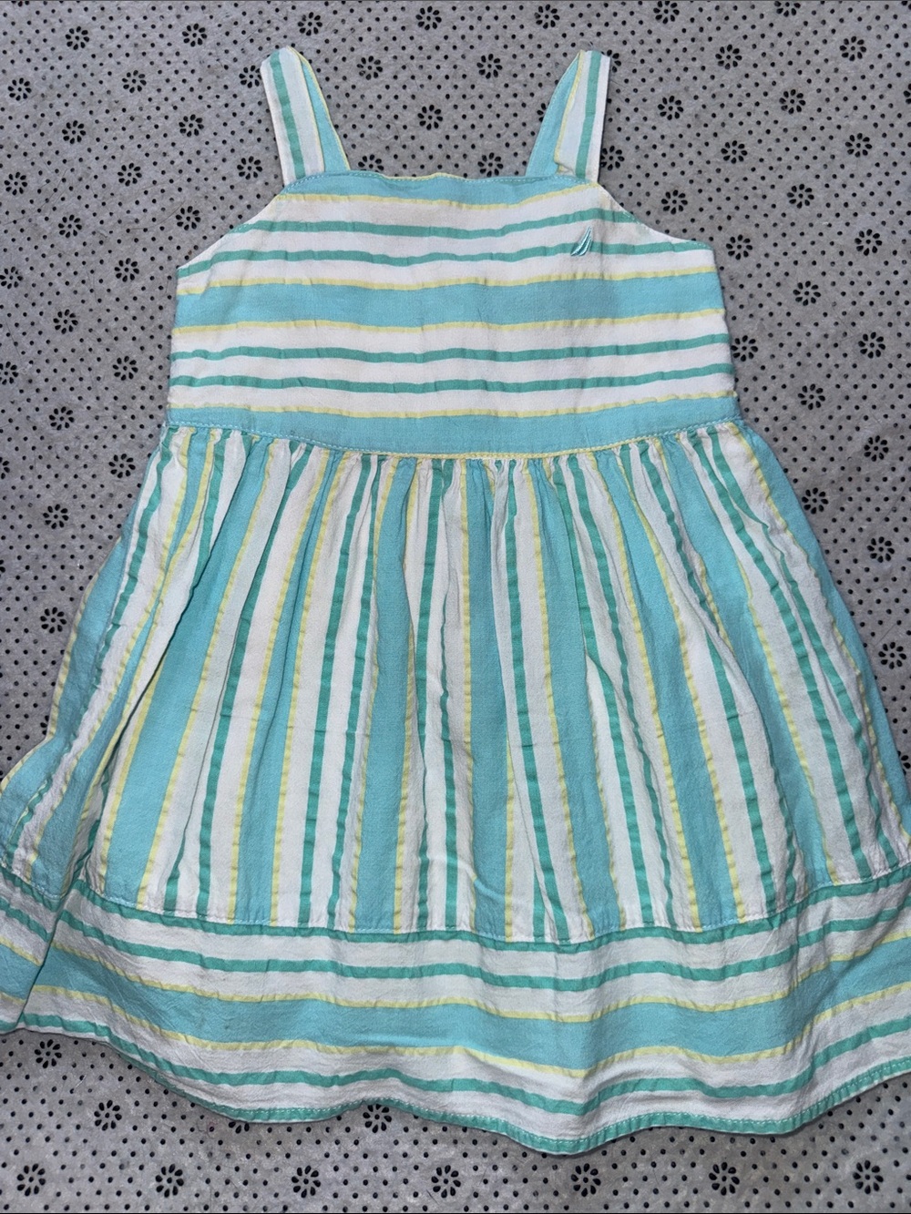 🛍PRETTY LITTLE GIRLS   DRESS SIZE 18 MONTHS 🛍